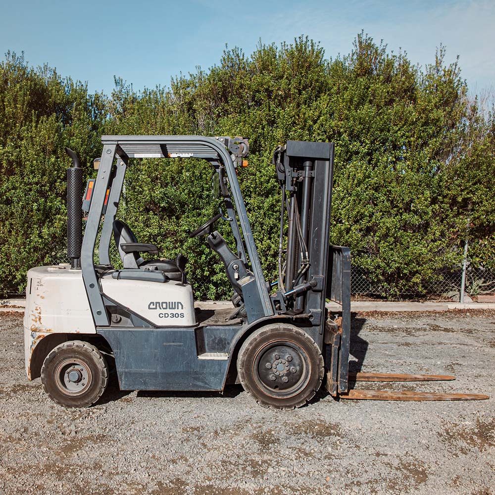 Forklift Crown CD30S3 Hawke's Bay Crane and Platform Hire